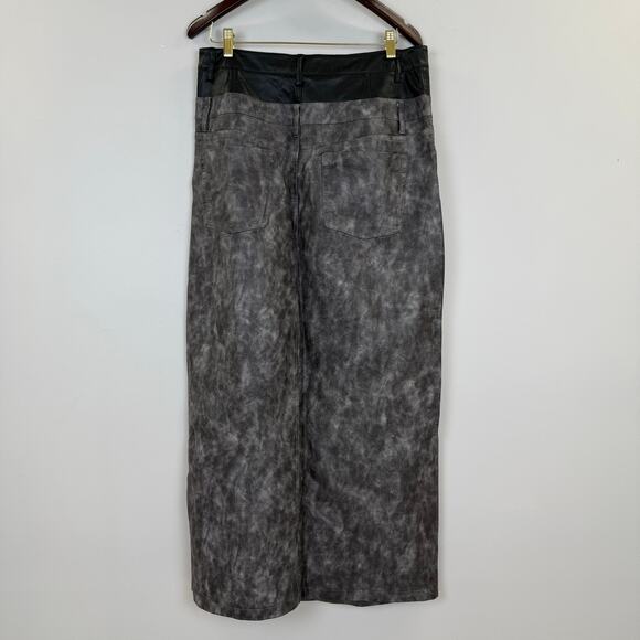 AFRM
Easton Double Maxi Skirt 🪷 - Picture 13 of 15